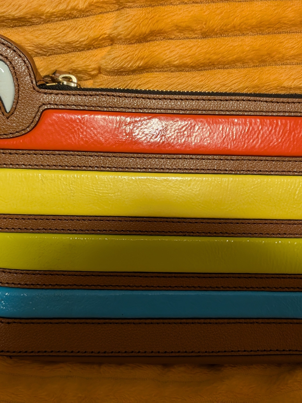 kate spade Maccaw Parrot Clutch NWT - Picture 12 of 12